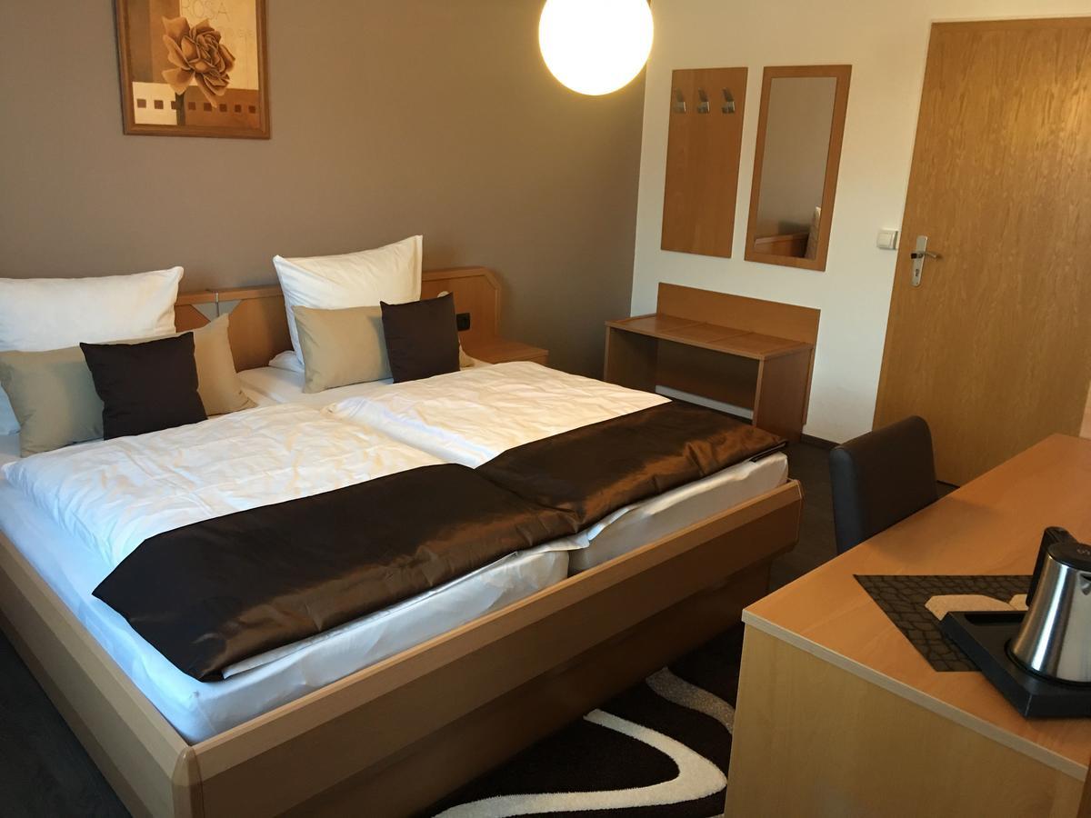 Hotel Am Bruennchen 3*